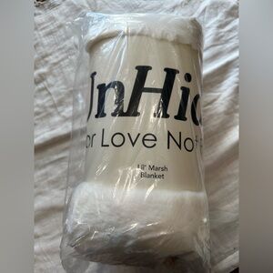 2 New UNHIDE Blankets- Marshmallow grey Beige off white Faux Fur